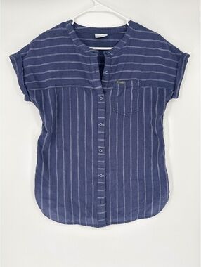 Columbia Blue Striped Button-Up Shirt Size Small
